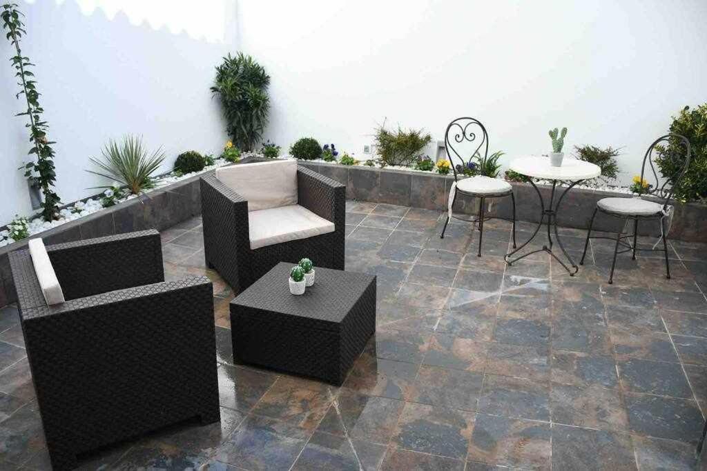 X C Apartamentos Morales & Arnal Ronda Luaran gambar